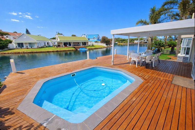 4 Bedroom Property for Sale in Marina Martinique Eastern Cape